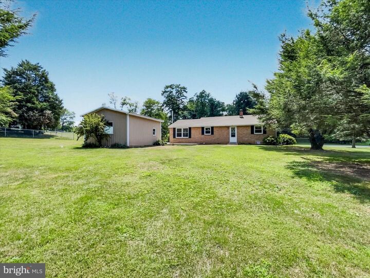 Property Photo: 1642 W Lisburn Road PA 17055