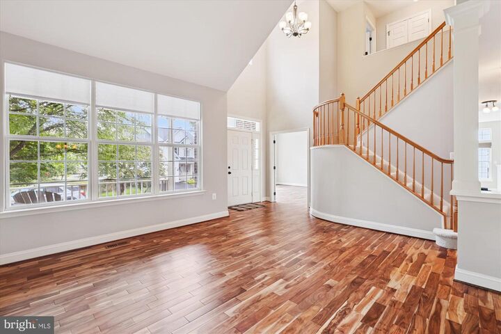 Property Photo:  809 Macalister Drive SE  VA 20175 
