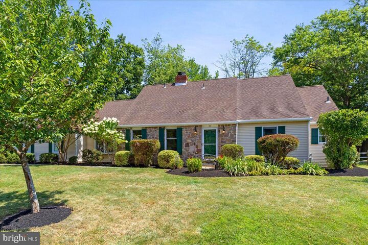 Property Photo:  22 Paddock  NJ 08648 