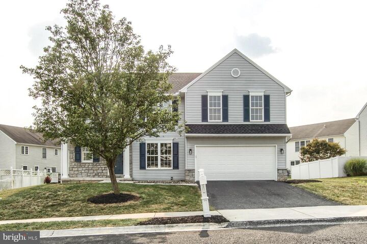 Property Photo:  3 Memory Lane  PA 17025 