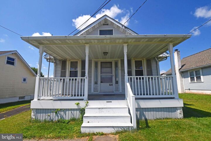 529 Montgomery Avenue  Boyertown PA 19512 photo