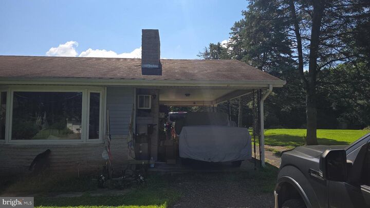 Property Photo:  142 N Stone Road  PA 17061 