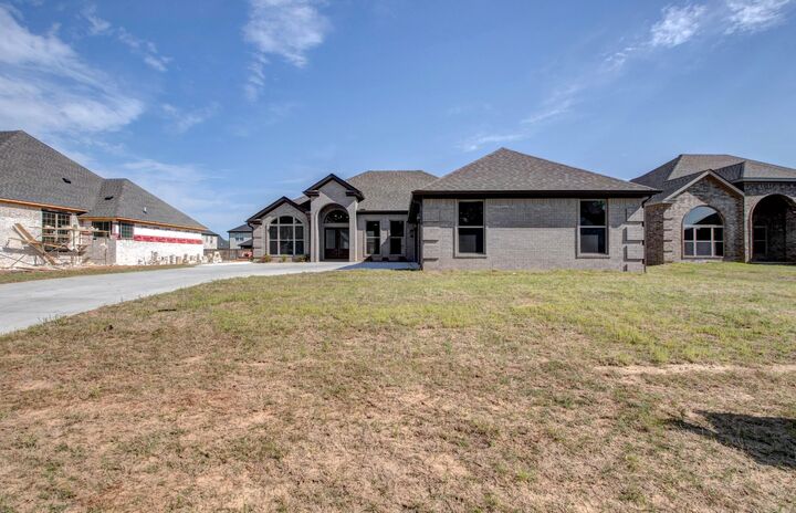 Property Photo:  121 Natural Trail  AR 72113 