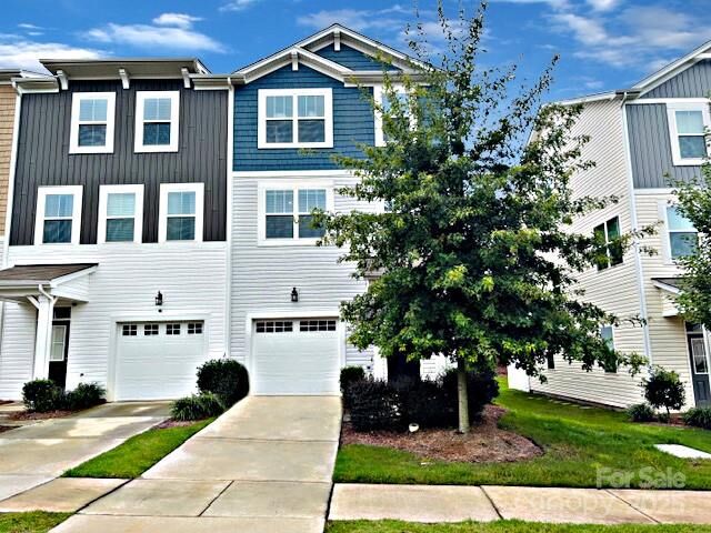 2313 Lazette Drive  Charlotte NC 28216 photo