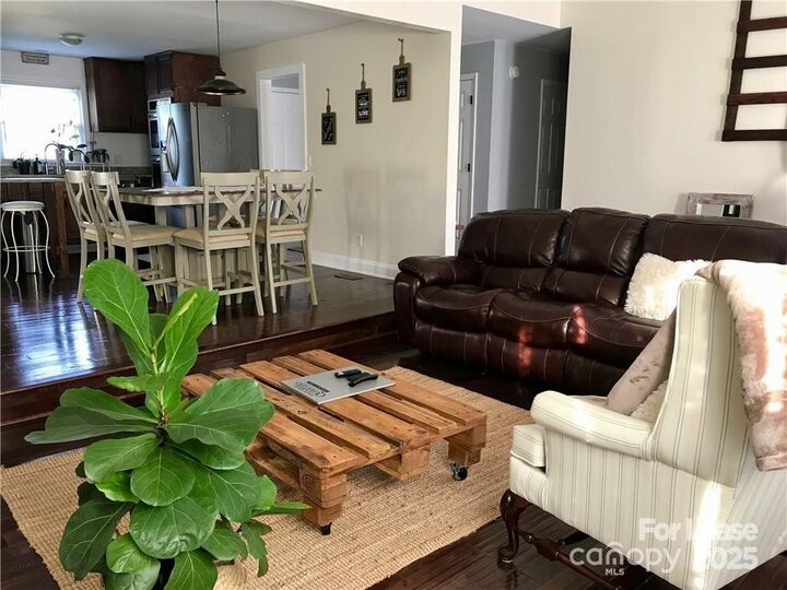501 Vista Grande Circle  Charlotte NC 28226 photo