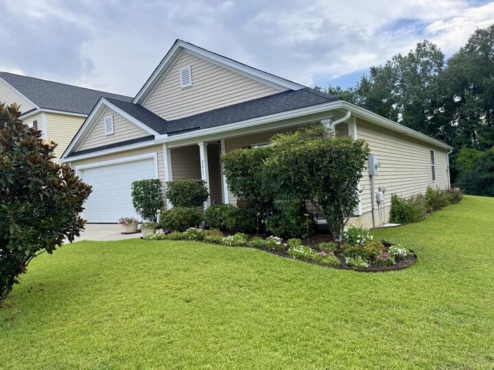 Property Photo:  2023 Bearclaw Drive  SC 29445 