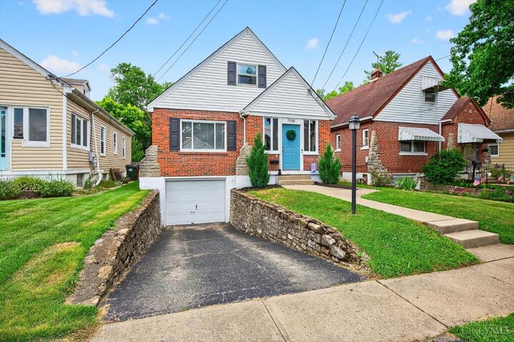 Property Photo: 7018 Bramble Avenue OH 45227