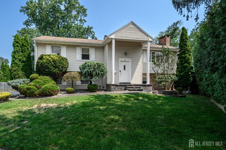 6 Boyler Court  Sayreville NJ 08872 photo