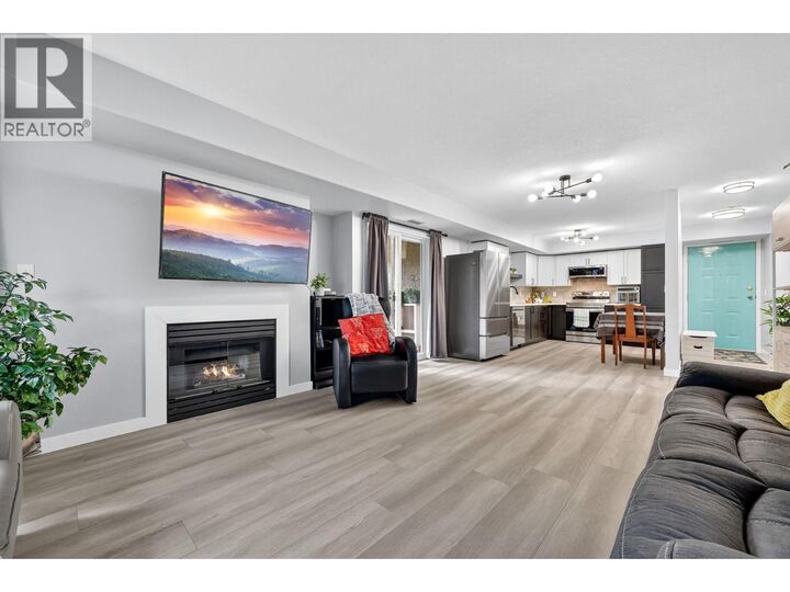 Photo de la propriété:  3115 De Montreuil Court 105  BC V1W 3W1 