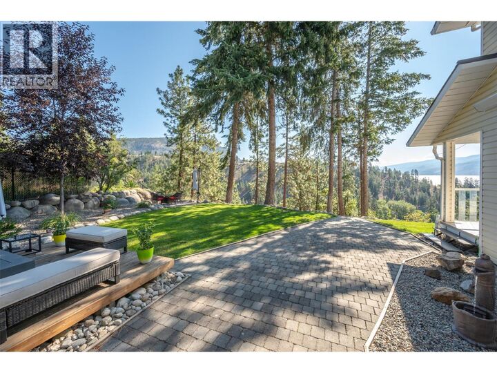 4123 Ponderosa Drive  Peachland BC V0H 1X5 photo
