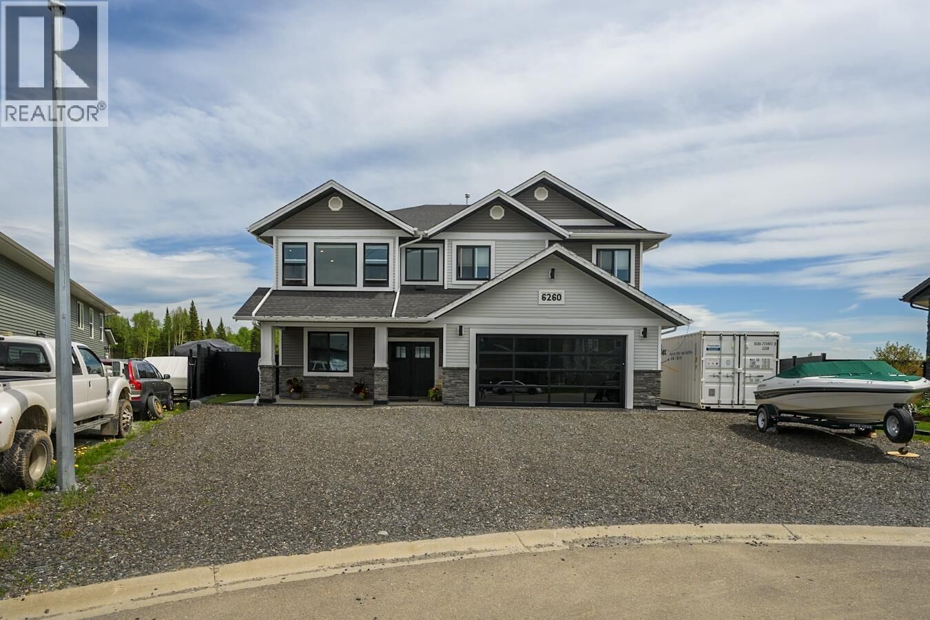Photo de la propriété:  6260 Orbin Place  BC V2K 4X8 