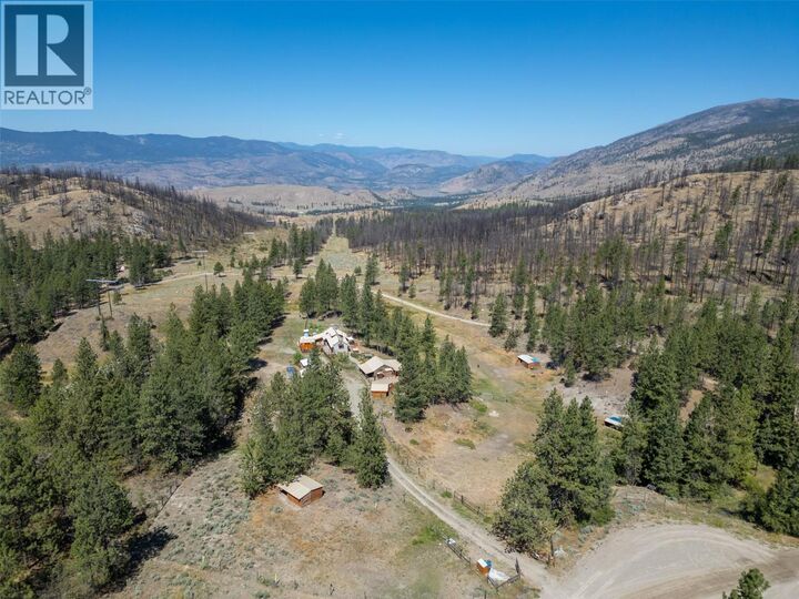 Property Photo: 156 Porcupine Place BC V0H 1T8
