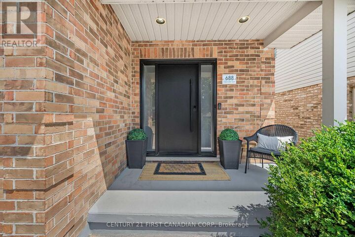 Property Photo: 688 Clearwater Crescent ON N5X 4J7