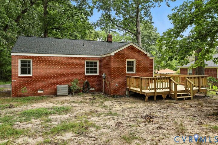 Property Photo:  8521 Mark Lawn Drive  VA 23229 