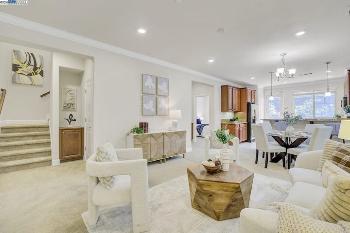 Property Photo: 41538 Casabella Cmn CA 94539