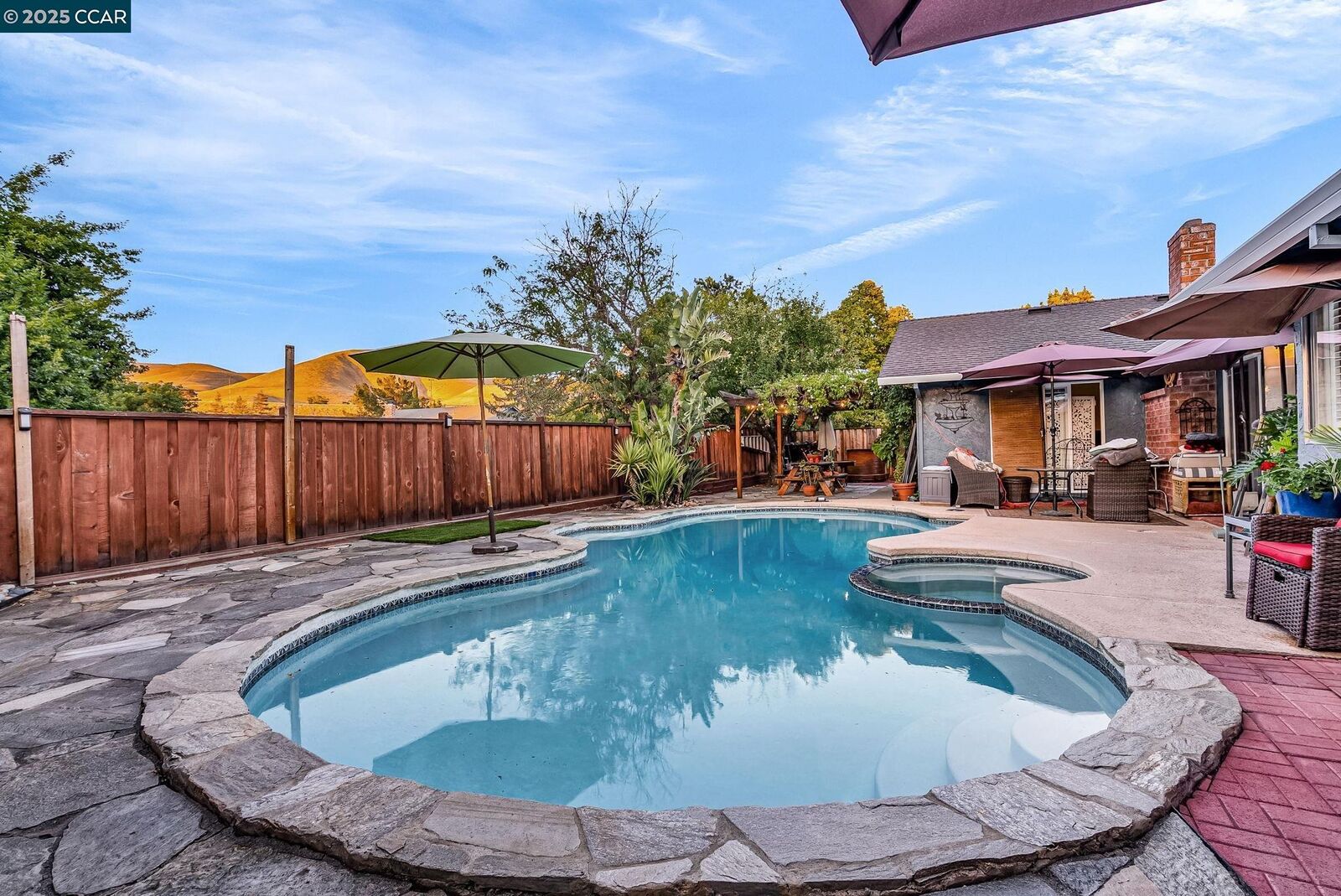 Property Photo:  5465 Preston Ct  CA 94521 