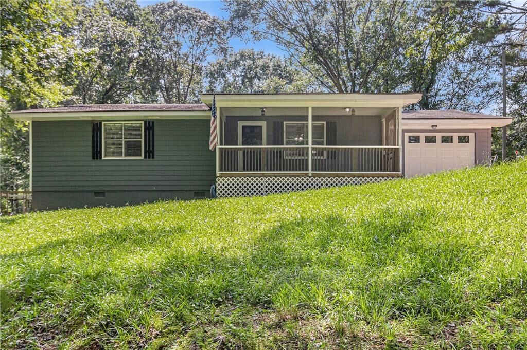 Property Photo: 7002 Spout Springs Road Road GA 30542