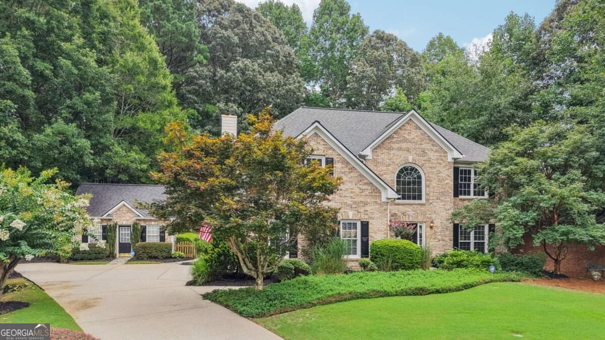 Property Photo: 616 Mount Albert Way GA 30518