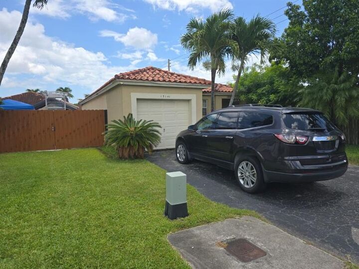 Property Photo: 15141 SW 130th Ave FL 33186