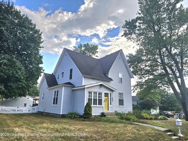 121 W Ann Street  Belding MI 48809 photo
