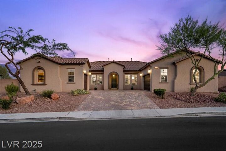 Property Photo:  10429 Oak Terrace Avenue  NV 89149 