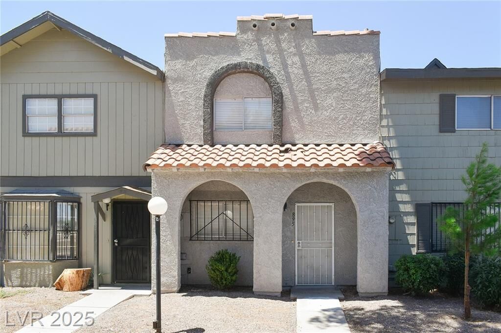 Property Photo:  895 Flagstone Way  NV 89110 