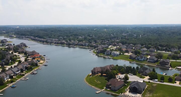Property Photo:  8130 Lakeview Court  IN 46307 