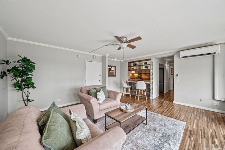 430 Keoniana Street 204  Honolulu HI 96815 photo