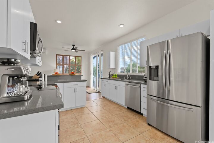 92-7049 Elele Street 86  Kapolei HI 96707 photo