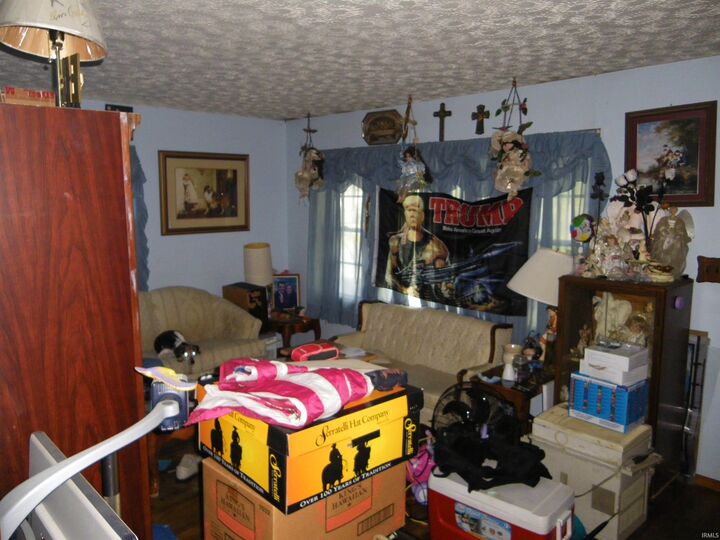 Property Photo: 1809 McConnell Avenue IN 47715