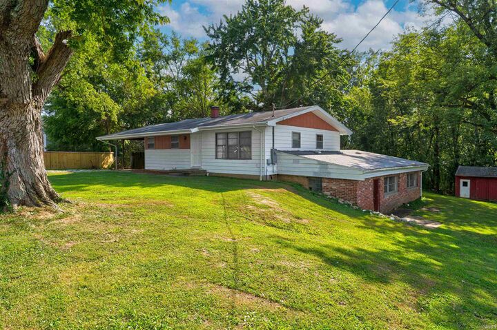 112 N Charlton Avenue  Boonville IN 47601 photo