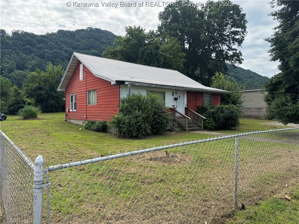 Property Photo: 5202 Church Drive WV 25306
