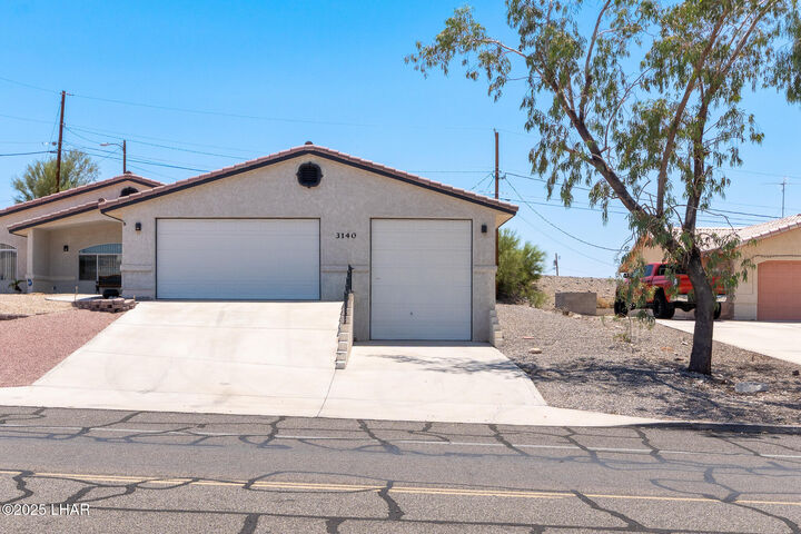 Property Photo: 3140 McCulloch Blvd AZ 86403