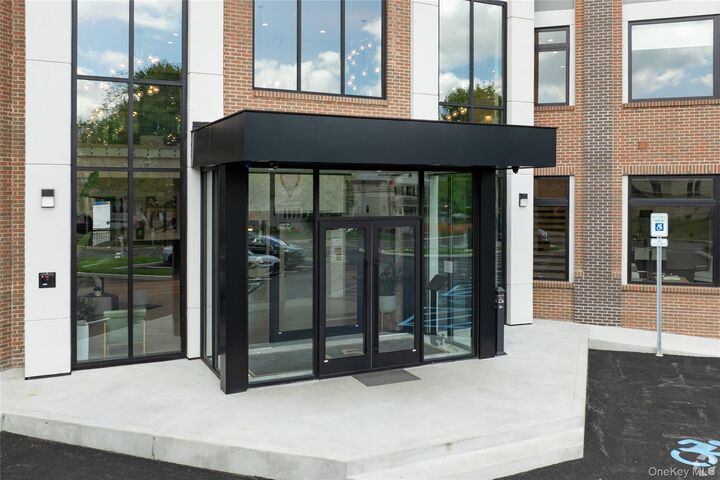 Property Photo:  15 Washington Avenue 107  NY 10901 