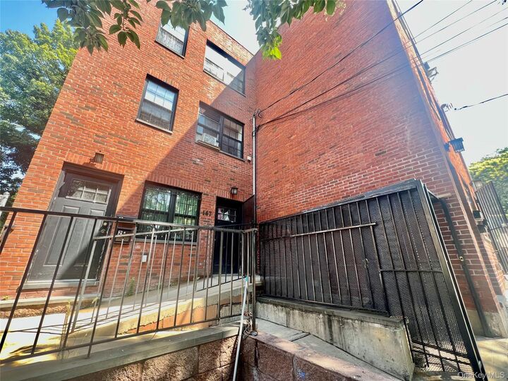 147 Scribner Avenue 1fl-Retail 2F-Apt 3flap  Staten Island NY 10301 photo