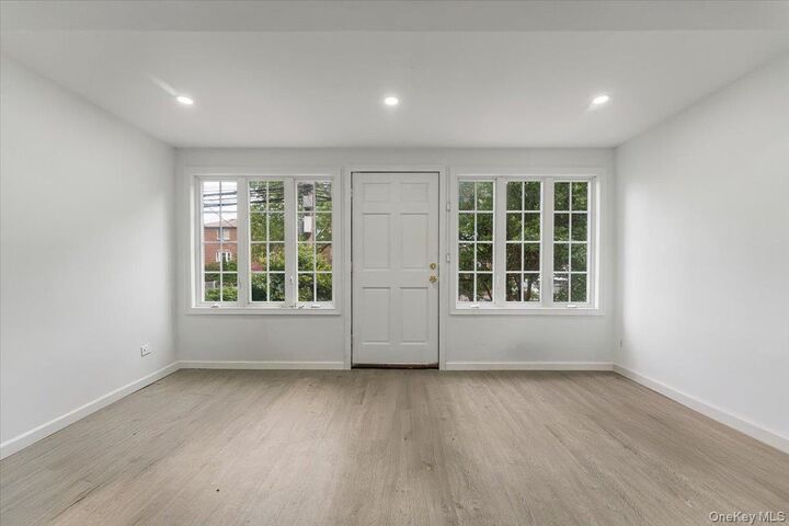 Property Photo:  1909 Lacombe Avenue  NY 10473 