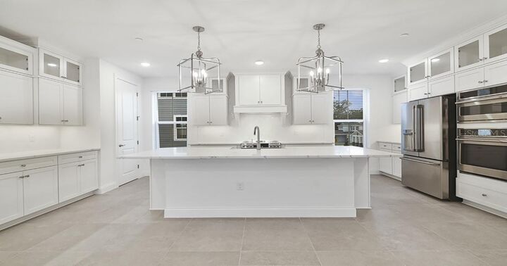 Property Photo: 1986 Risby Alley FL 32803
