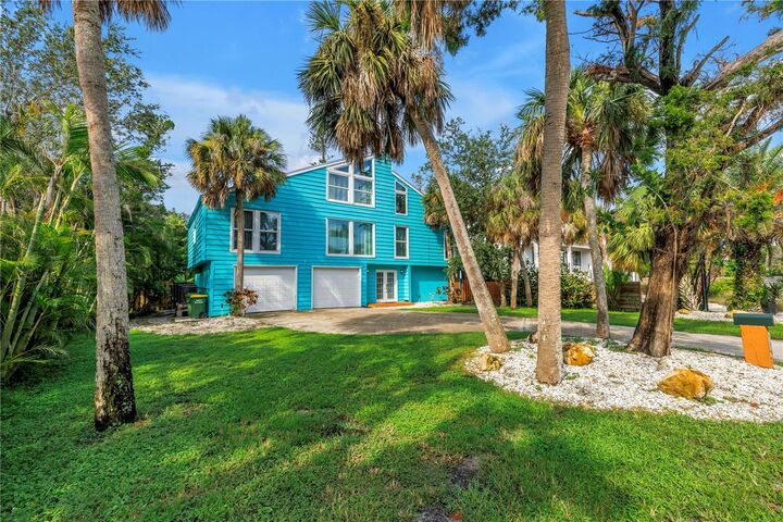 156 Siesta Drive  Sarasota FL 34242 photo