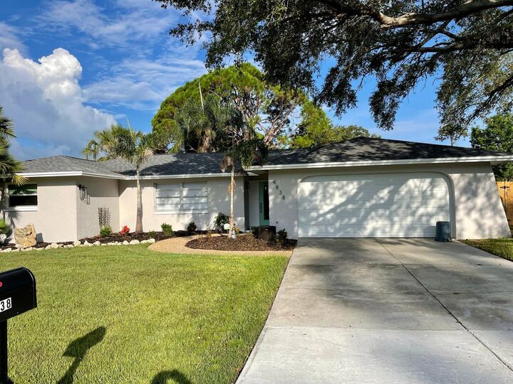4838 Porpoise Drive  Sarasota FL 34231 photo