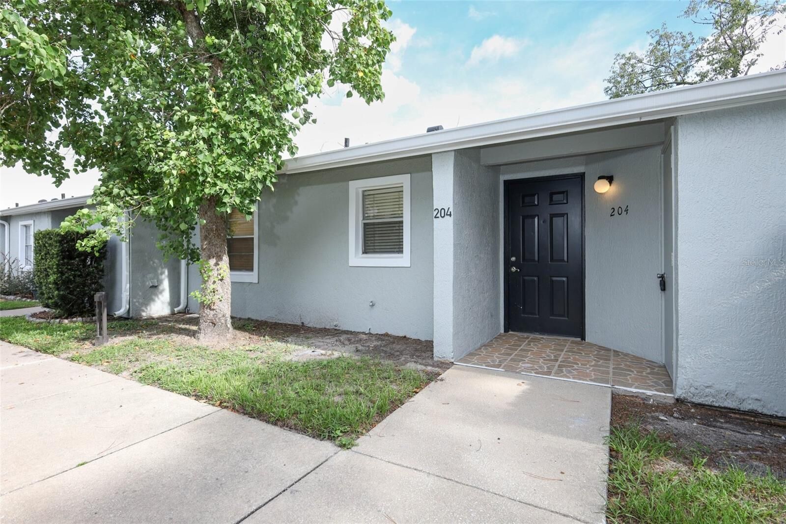 Property Photo:  204 Dorchester Square  FL 32746 