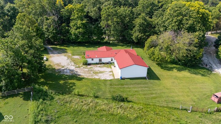 Property Photo: 6264 W 210 N IN 46011