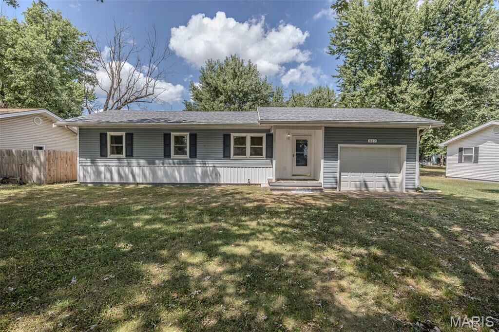 Property Photo:  517 Holly Street  MO 65536 