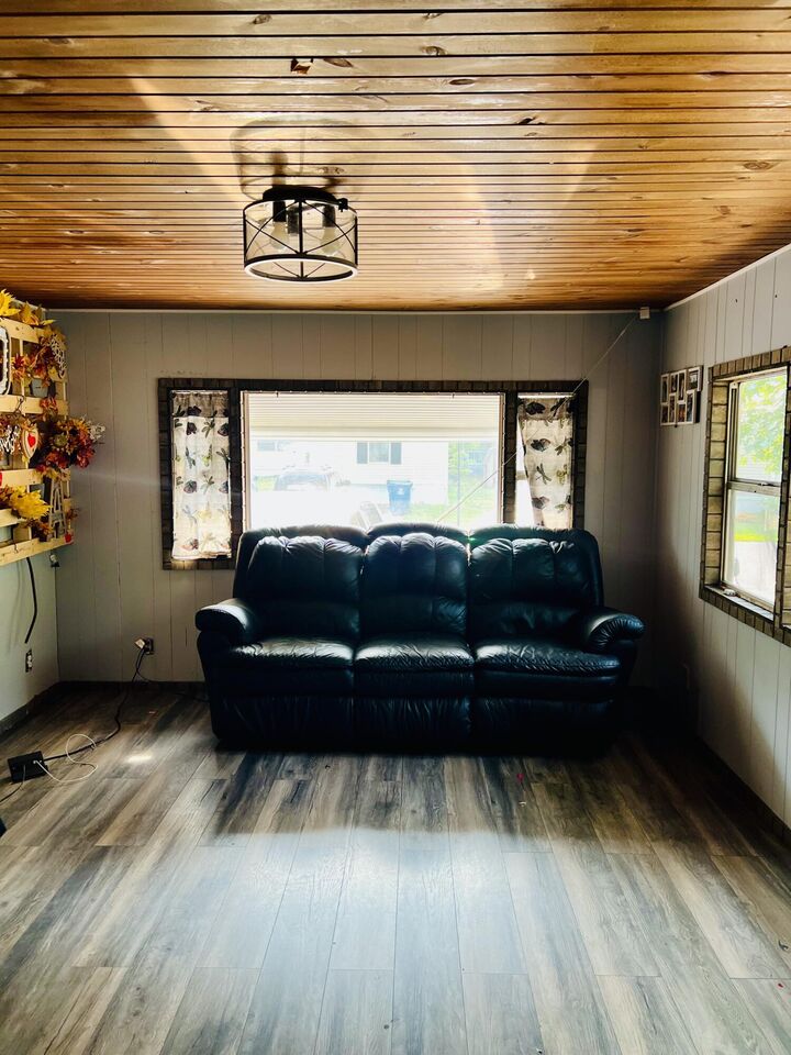 Property Photo:  556 S Macintosh Lane  MI 49442 