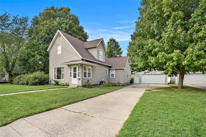 Property Photo: 514 E Church Street MI 49420