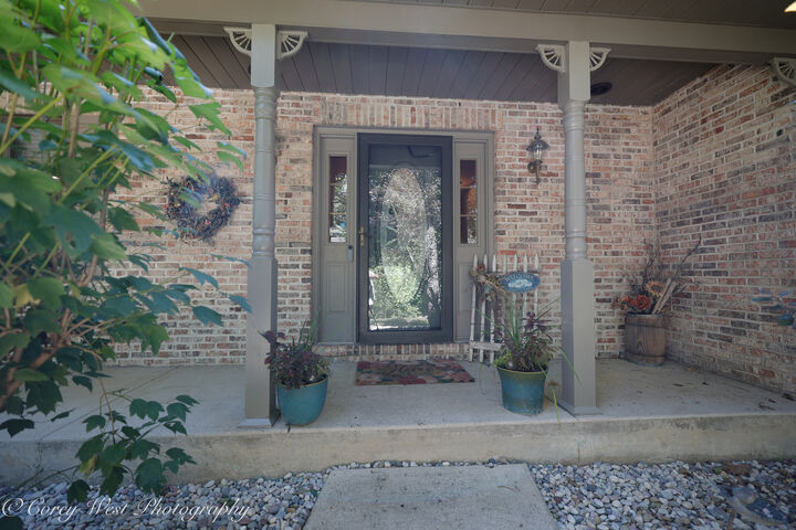 Property Photo: 16398 Hickory Circle IL 60178