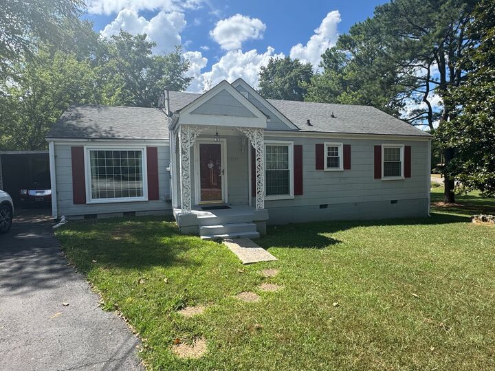 Property Photo: 2230 Thistlewood Dr TN 37216