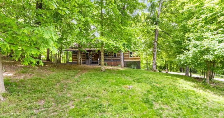Property Photo:  460 Seven Springs Rd  TN 37043 