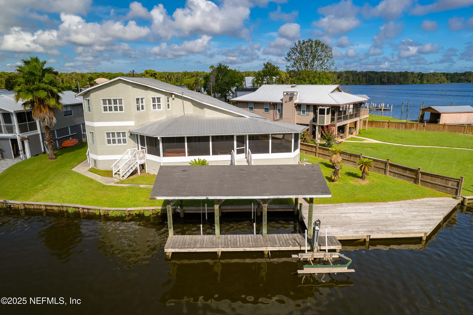Property Photo:  192 Sportsman Drive  FL 32193 