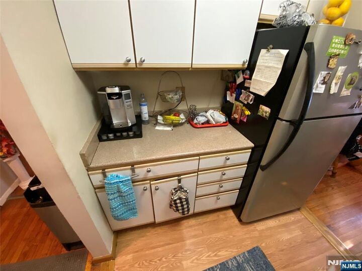 Property Photo:  241 Main Street 1H  NJ 07621 