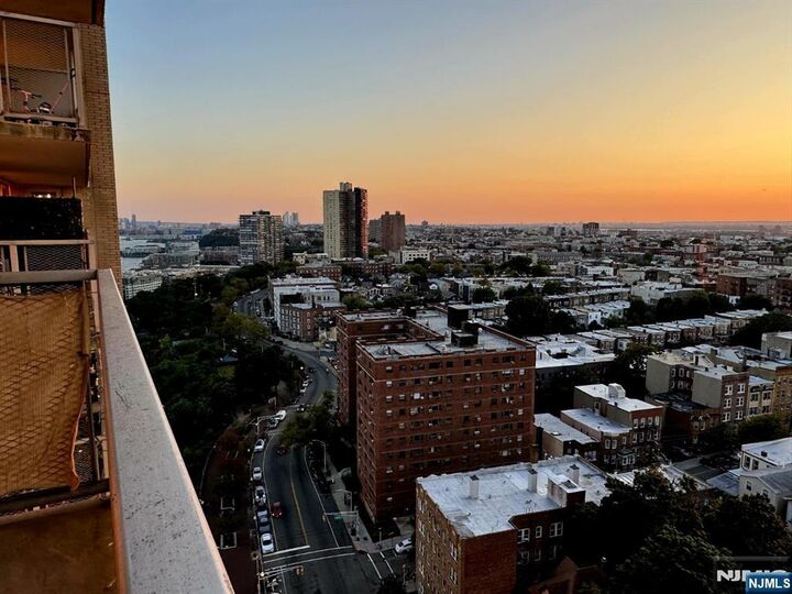 Property Photo: 6600 Jfk Blvd E 21K NJ 07093